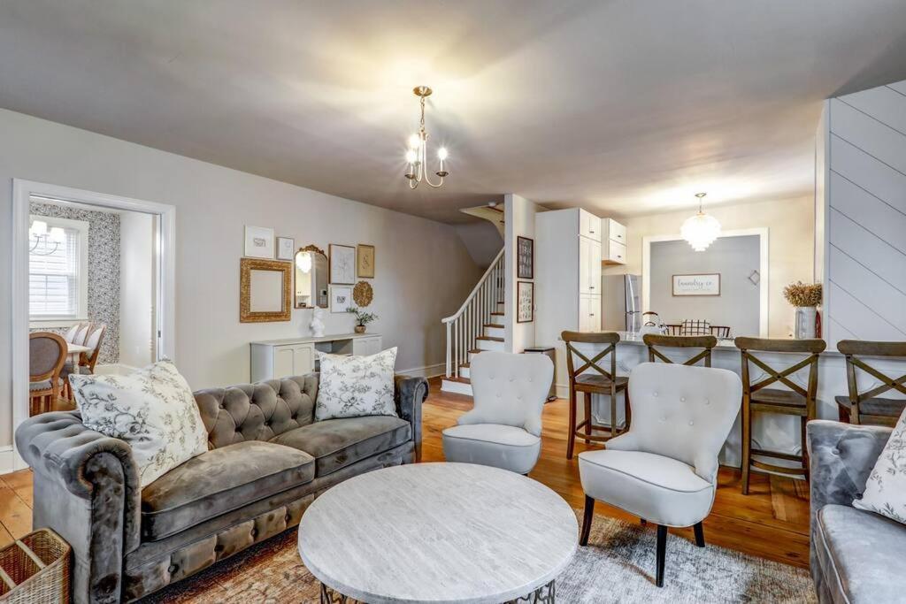 Victorian Manor On Main W 6 Beds-10 Mins To Lanc * Mountville