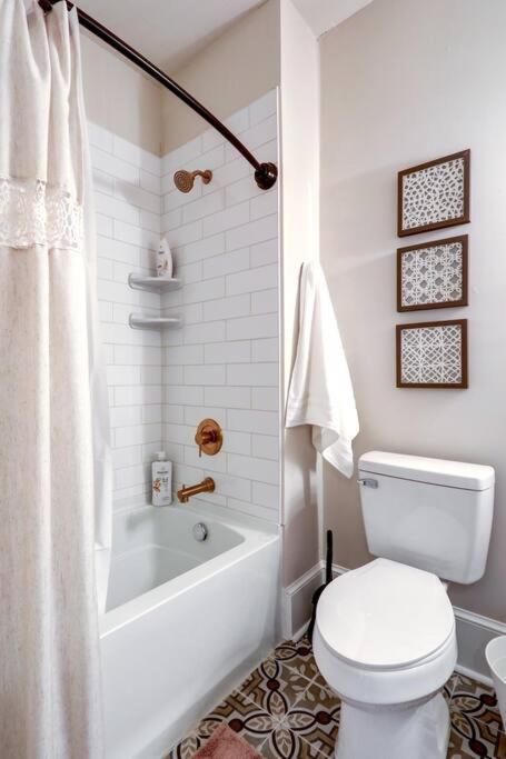 Victorian Manor On Main W 6 Beds-10 Mins To Lanc